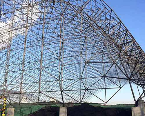 山西龙之翔建筑公司：钢结构网架怎么确保工程项目的品质？